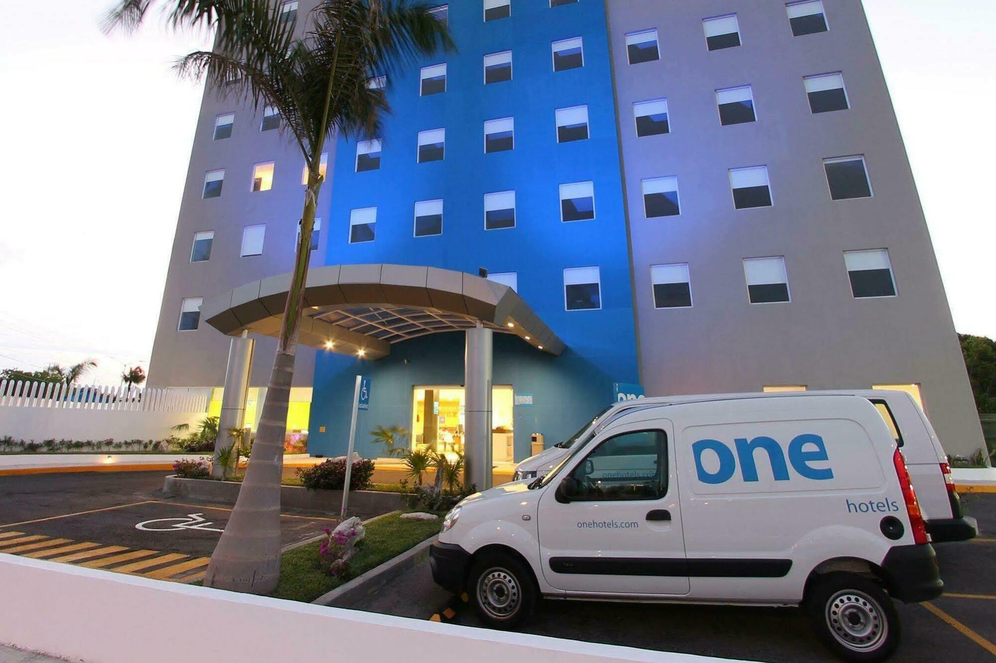 One Cancun Centro Exterior foto